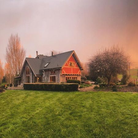 Walton Streamside Country Manor B&B 외부 사진