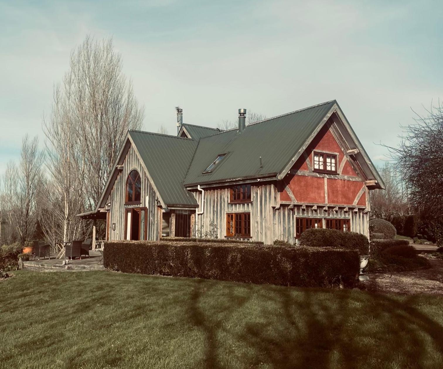 Walton Streamside Country Manor B&B 외부 사진
